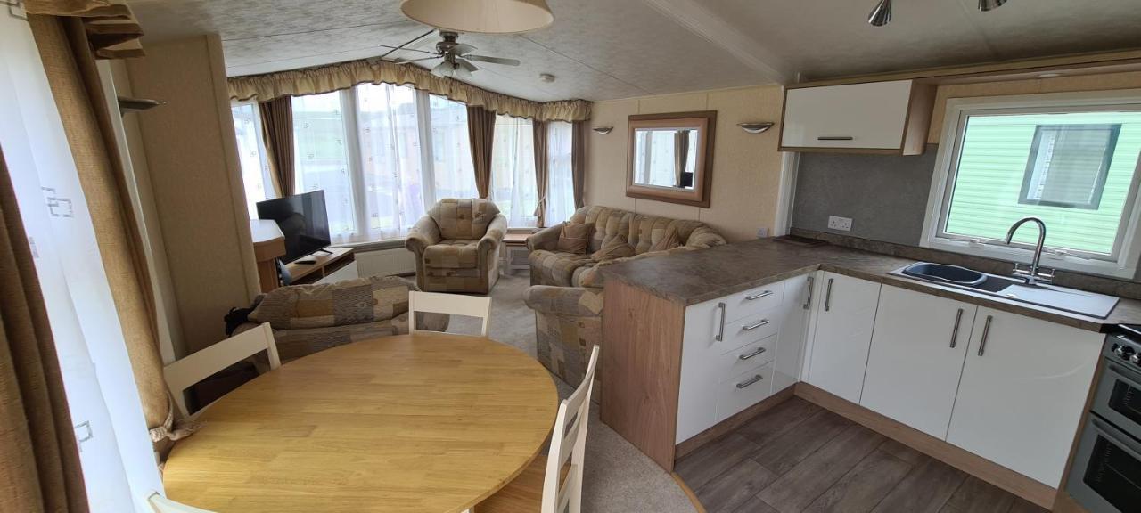 The Perrycroft At Forest Views Caravan Park Plumbland Экстерьер фото